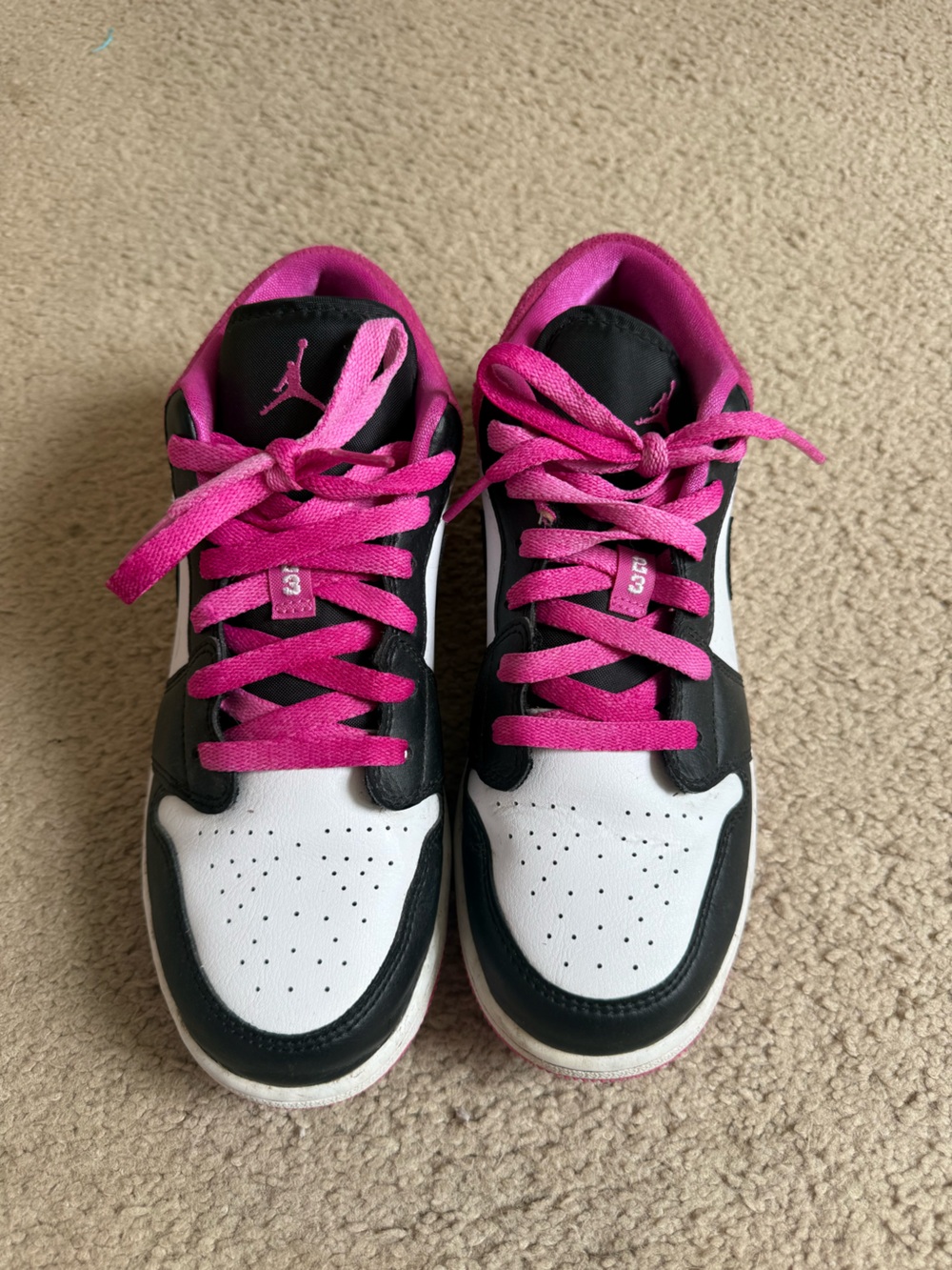 Jordan Low-Top Sneakers in White, Black & Pink